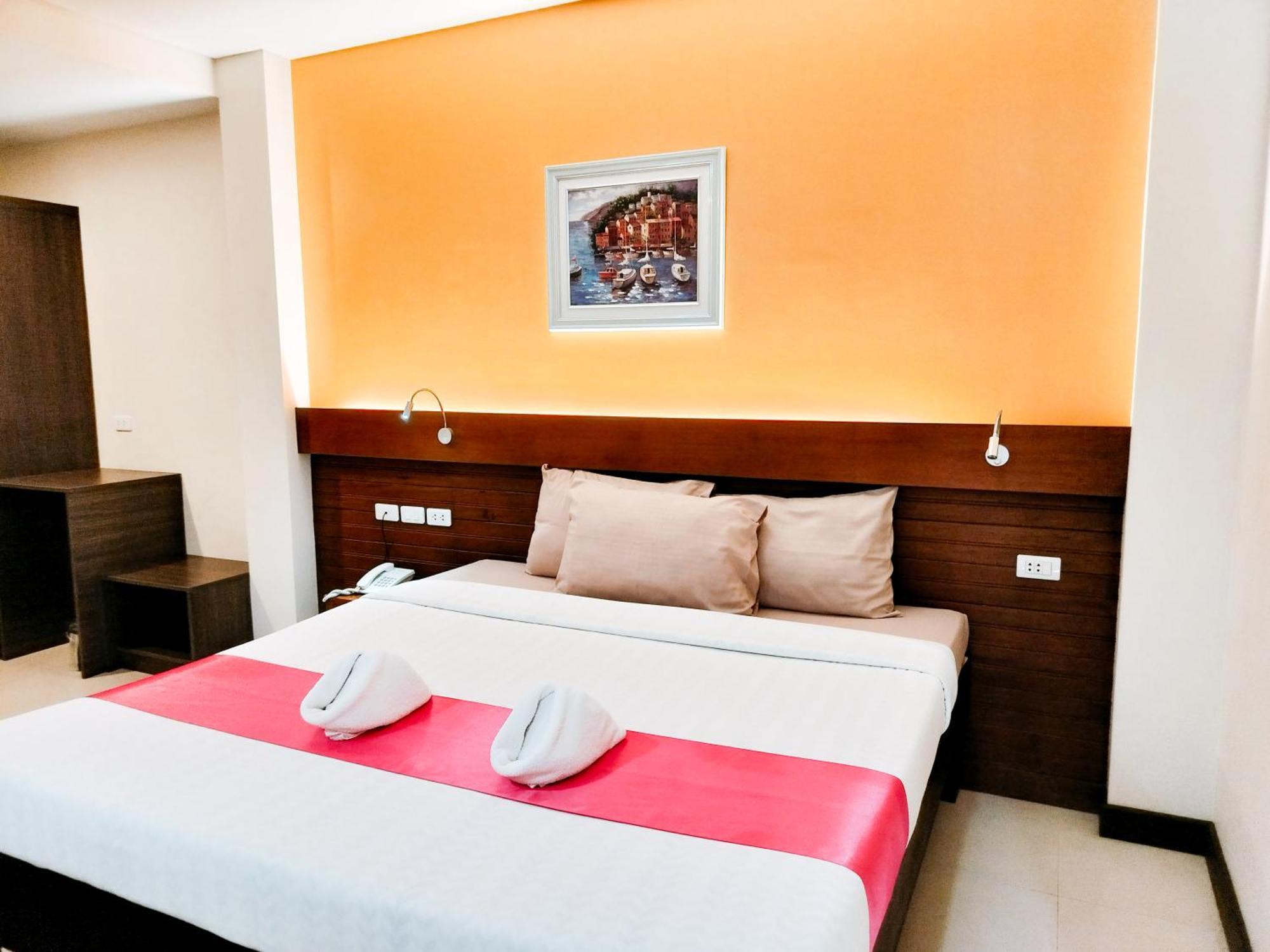 Cresebo Mansion Hotel ตักบีลารัน ซิตี ภายนอก รูปภาพ